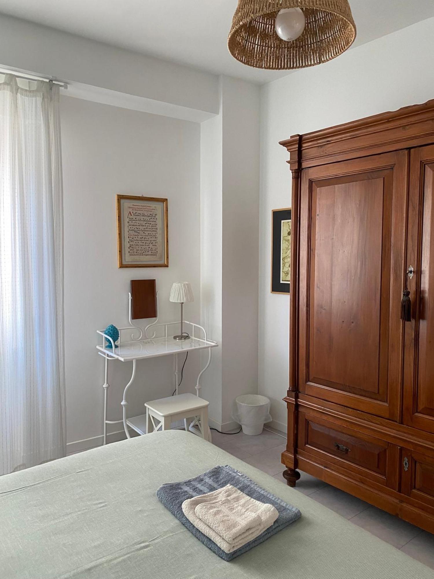Minevaganti Apartment อังโกนา ภายนอก รูปภาพ